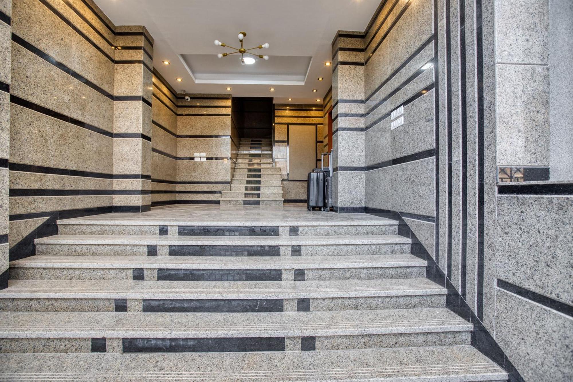Travelholic Auc Residence Cairo Exterior photo